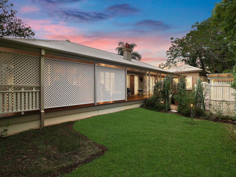 71 Laurel Avenue, Chelmer QLD 4068