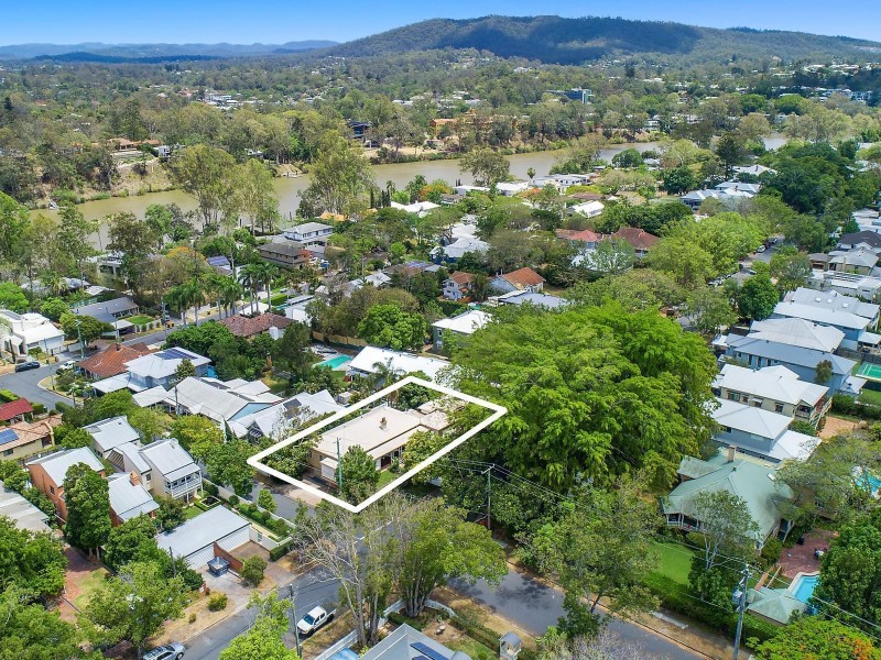 71 Laurel Avenue, Chelmer QLD 4068