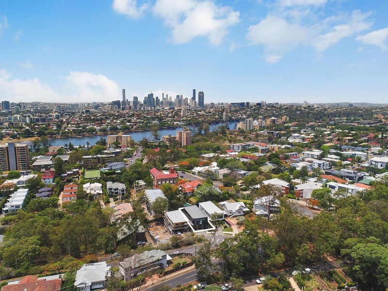 80 Prospect Terrace, St Lucia QLD 4067