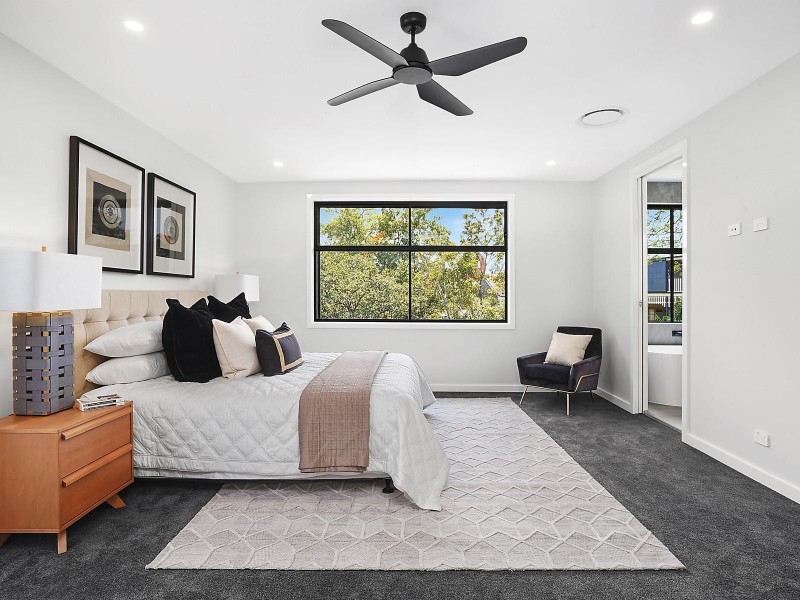 80 Prospect Terrace, St Lucia QLD 4067