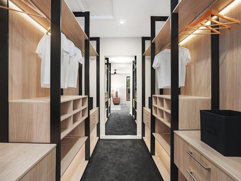 80 Prospect Terrace, St Lucia QLD 4067