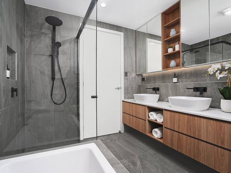 80 Prospect Terrace, St Lucia QLD 4067