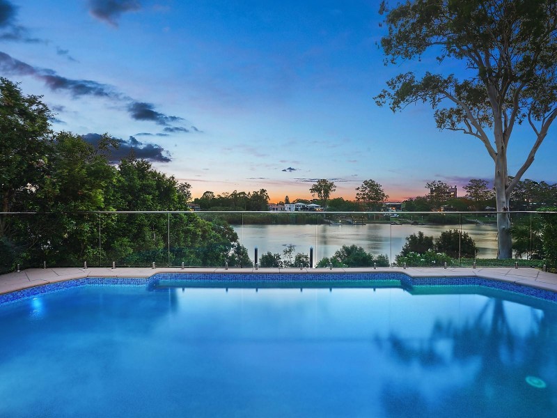 33 Ivy Street, Indooroopilly QLD 4068