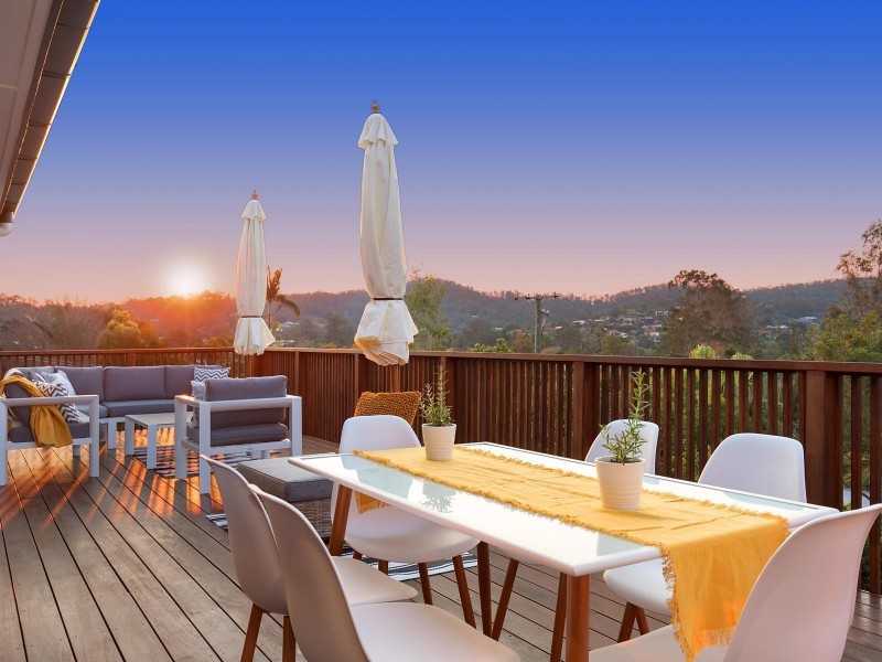 15 Cheppen Street, The Gap QLD 4061