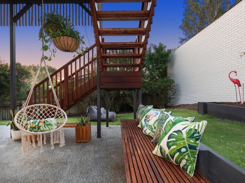 15 Cheppen Street, The Gap QLD 4061