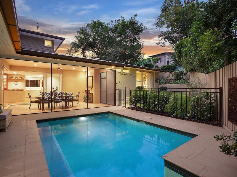 19 Francis Terrace, Taringa QLD 4068