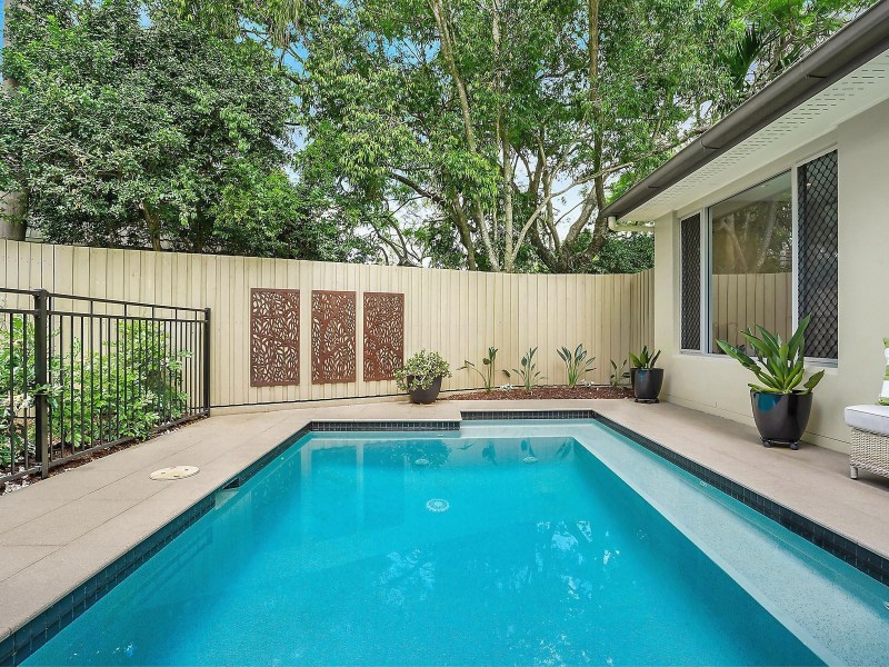 19 Francis Terrace, Taringa QLD 4068