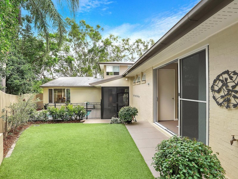 19 Francis Terrace, Taringa QLD 4068