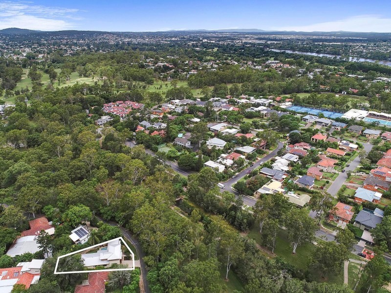 19 Francis Terrace, Taringa QLD 4068