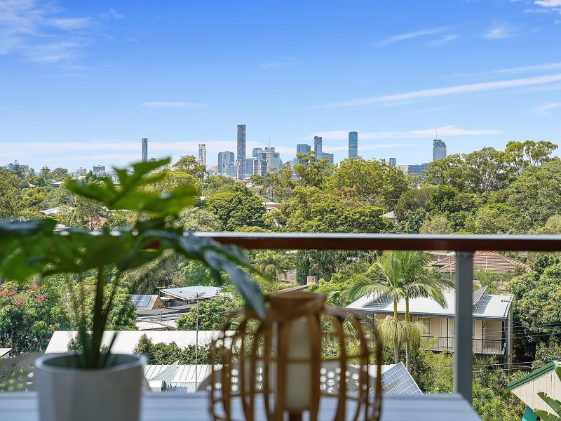 7 Couldrey Street, Bardon QLD 4065