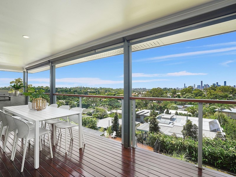 7 Couldrey Street, Bardon QLD 4065