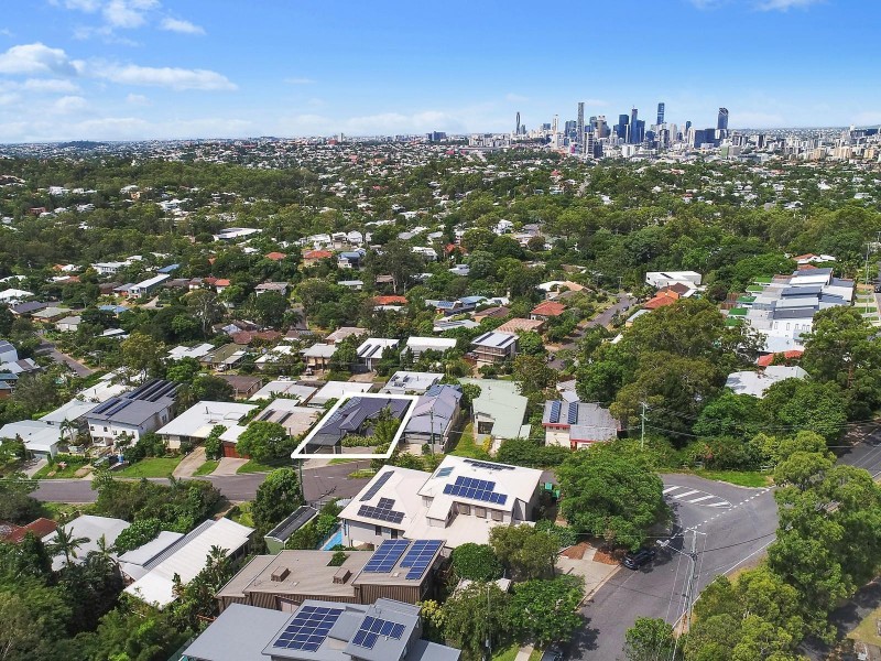 7 Couldrey Street, Bardon QLD 4065