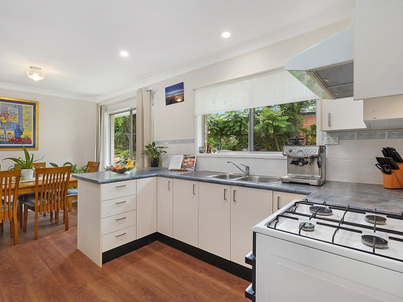 31 Cawdor Street, Arana Hills QLD 4054