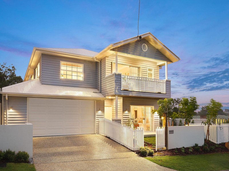 1A Glencairn Avenue, Indooroopilly QLD 4068