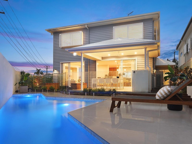 1A Glencairn Avenue, Indooroopilly QLD 4068