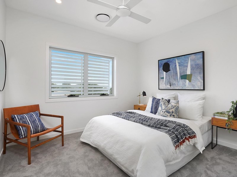 1A Glencairn Avenue, Indooroopilly QLD 4068