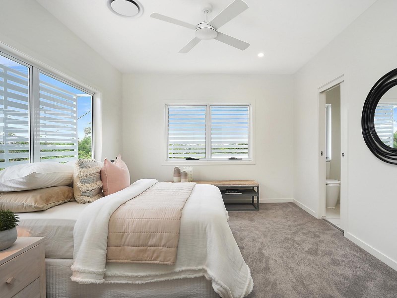 1A Glencairn Avenue, Indooroopilly QLD 4068