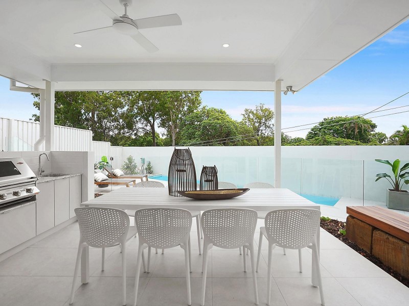 1A Glencairn Avenue, Indooroopilly QLD 4068