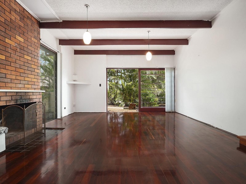 12 Keperra Court, Arana Hills QLD 4054