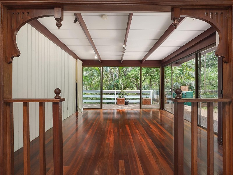 12 Keperra Court, Arana Hills QLD 4054