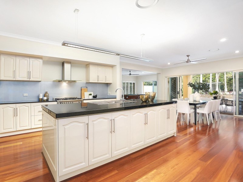 139 Lambert Road, Indooroopilly QLD 4068