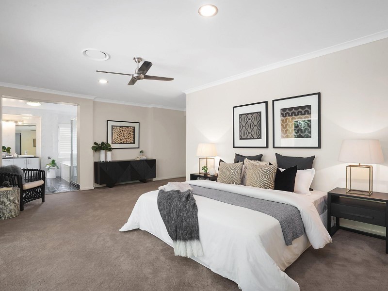 139 Lambert Road, Indooroopilly QLD 4068