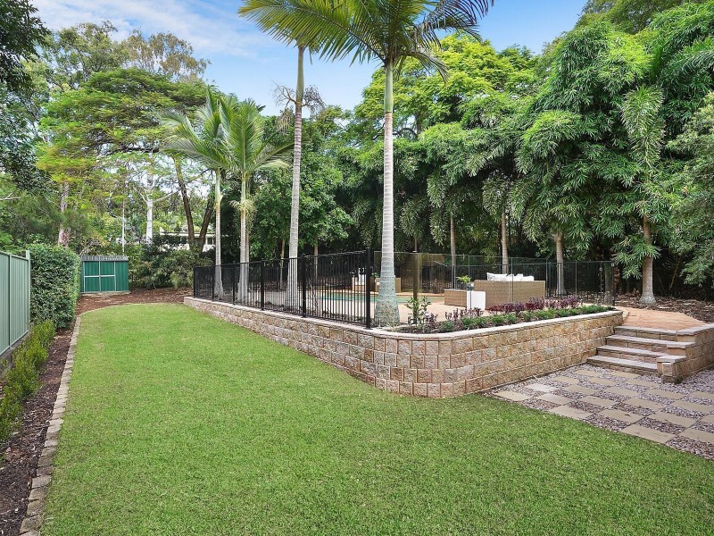 139 Lambert Road, Indooroopilly QLD 4068