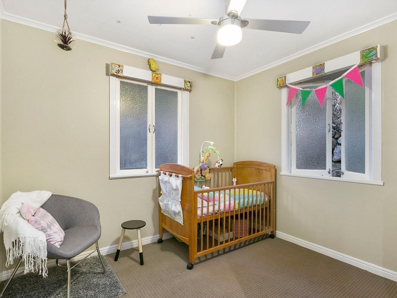 80 Minto Crescent, Arana Hills QLD 4054