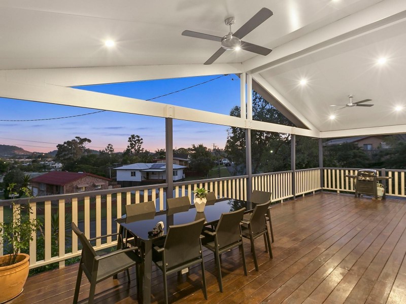 80 Minto Crescent, Arana Hills QLD 4054