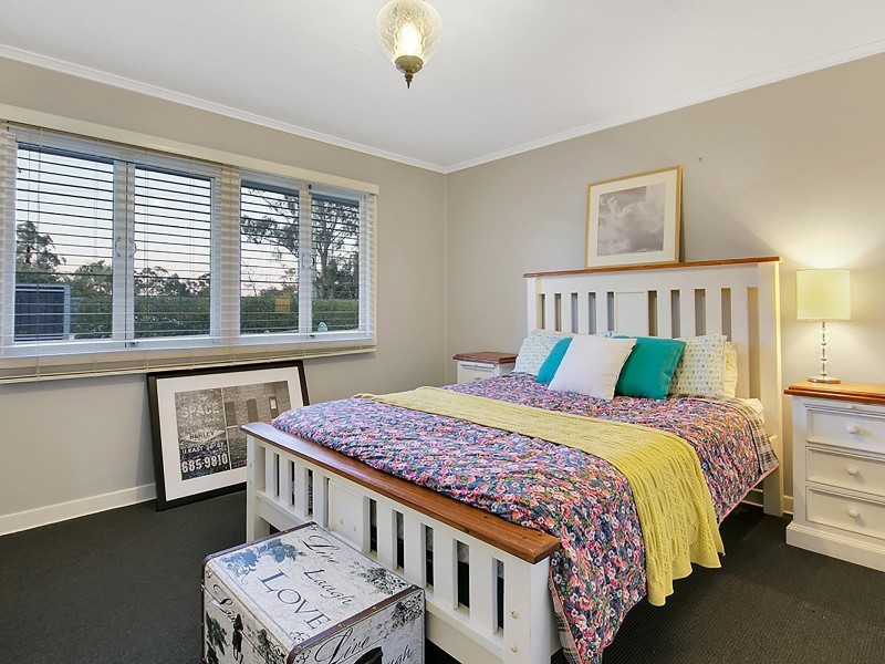 23 Plucks Road, Arana Hills QLD 4054