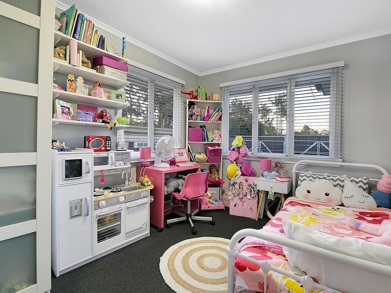 23 Plucks Road, Arana Hills QLD 4054