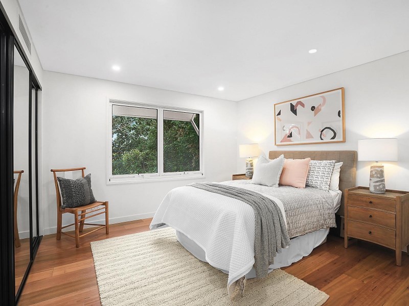 34 Seventh Avenue, St Lucia QLD 4067