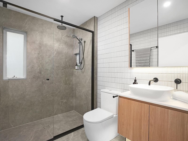 34 Seventh Avenue, St Lucia QLD 4067