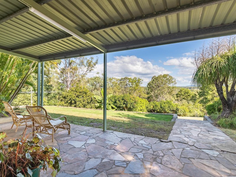 1027 Dayboro Road, Whiteside QLD 4503