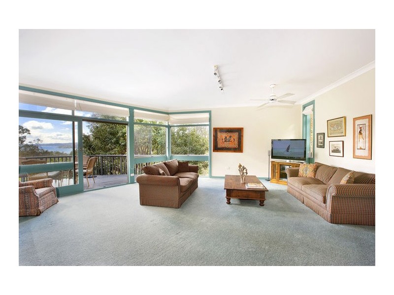 42 Loquat Valley Road, Bayview NSW 2104