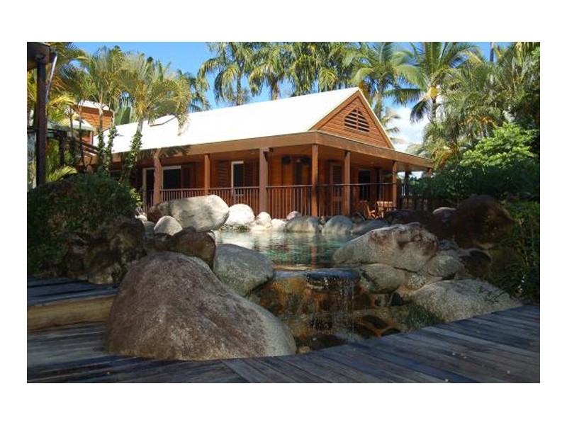 10 Wharf Street, Port Douglas QLD 4877