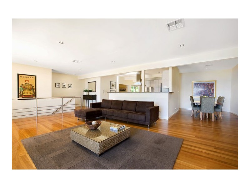 2053 Pittwater Road, Bayview NSW 2104