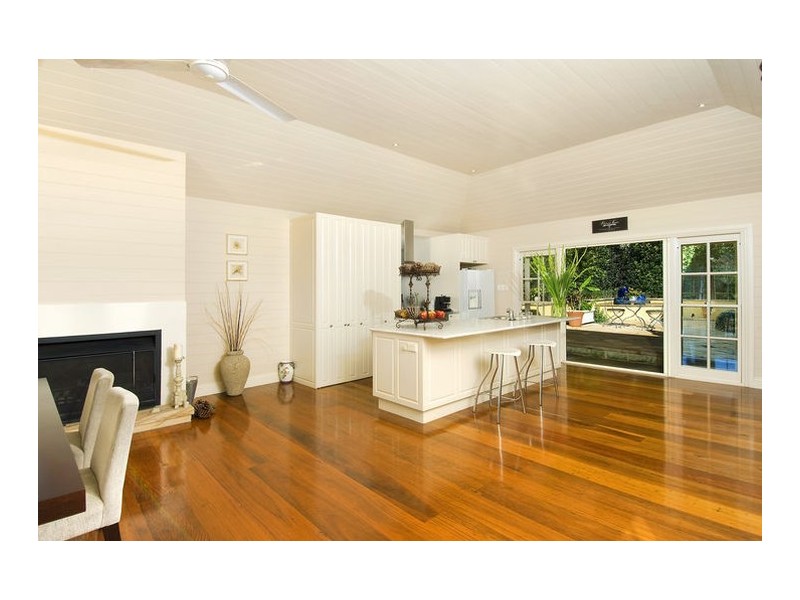 11 Loquat Valley Road, Bayview NSW 2104