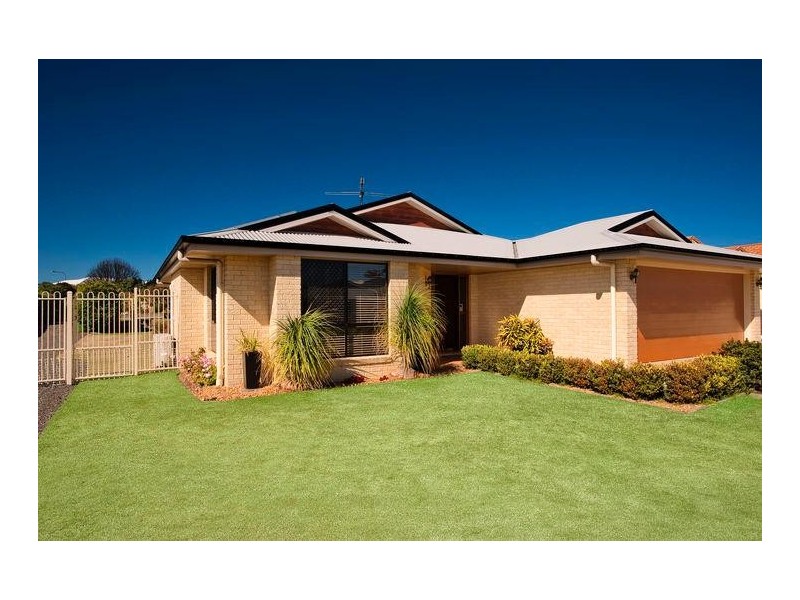 11 Bronte Street, Westbrook QLD 4350