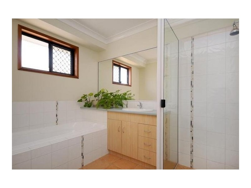 11 Bronte Street, Westbrook QLD 4350