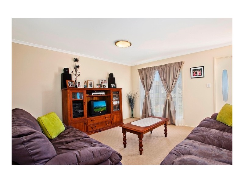 20 Willowburn Drive, Rockville QLD 4350