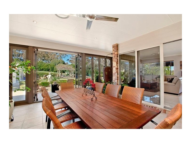 15 Kimdon Crescent, Highfields QLD 4352