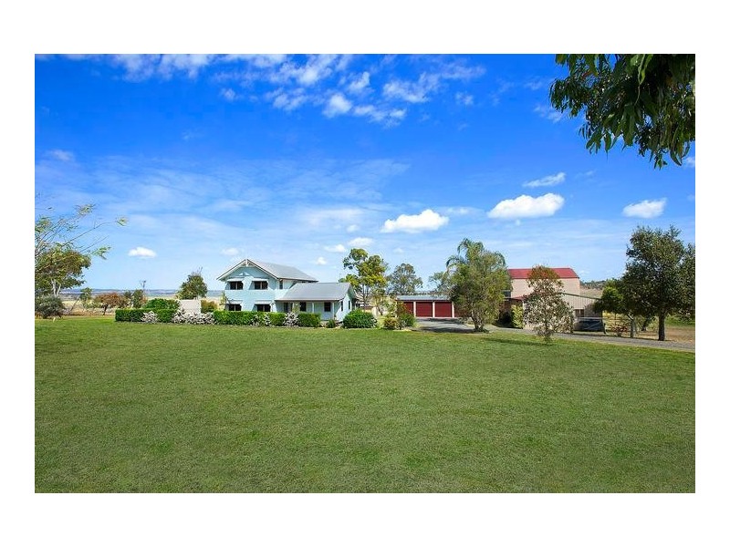 11 Jannuschs Road, Gowrie Mountain QLD 4350