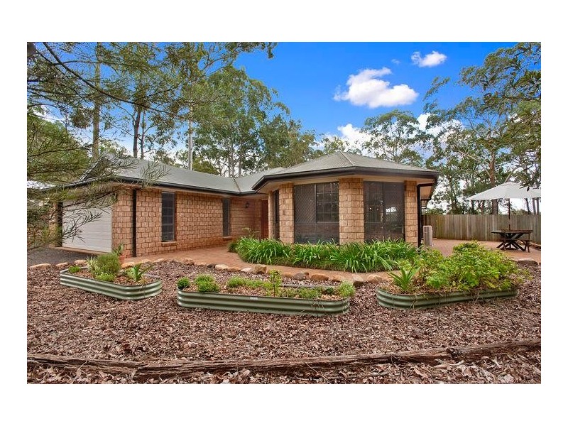 2 Wattle Close, Highfields QLD 4352