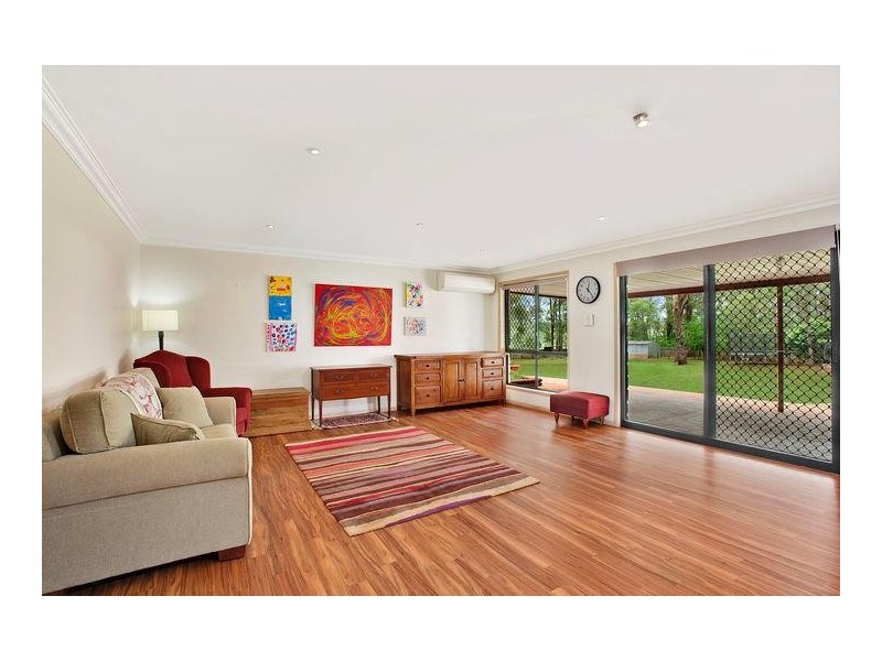 2 Wattle Close, Highfields QLD 4352