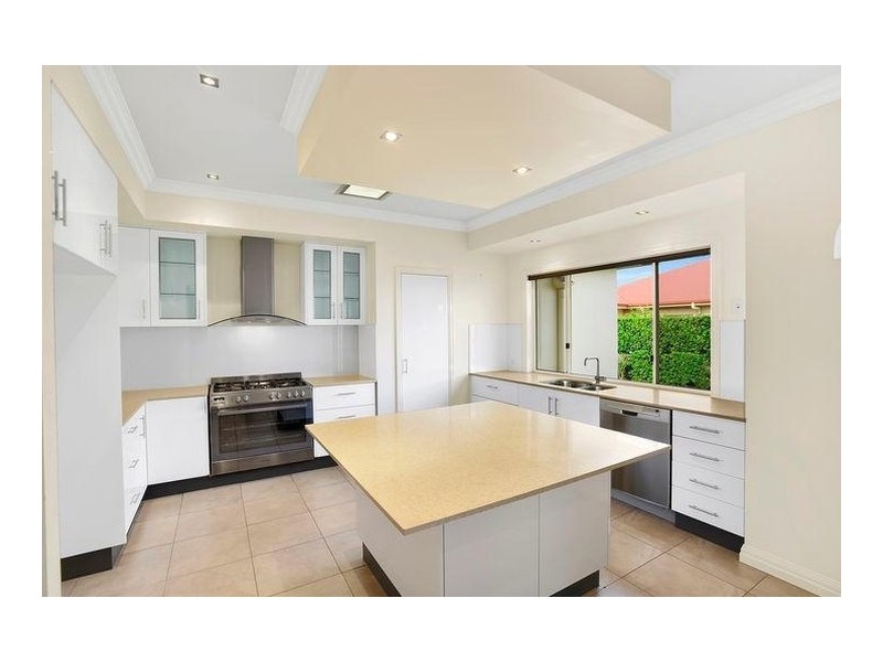 23 Nioka Drive, Highfields QLD 4352