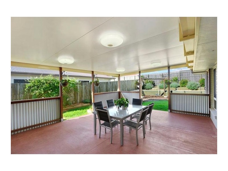 29 Wareena Crescent, Glenvale QLD 4350