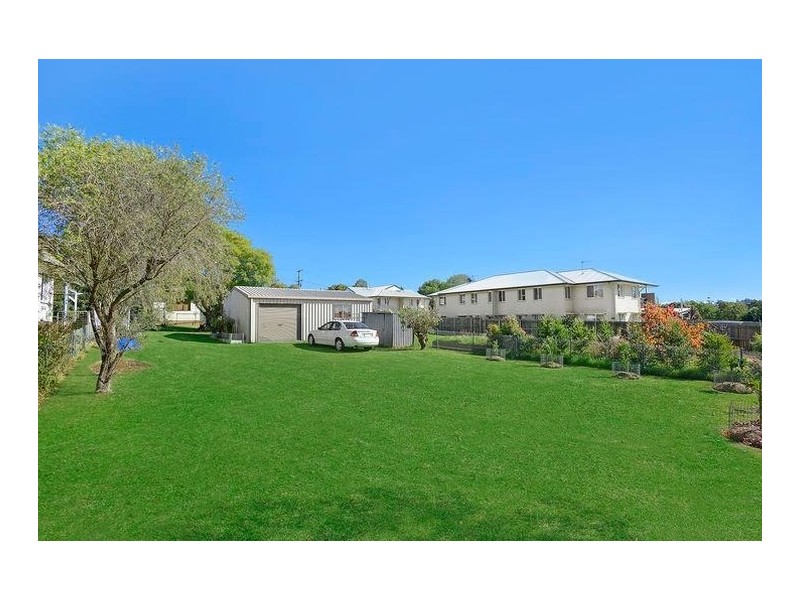 8 McGregor Street, Wilsonton QLD 4350