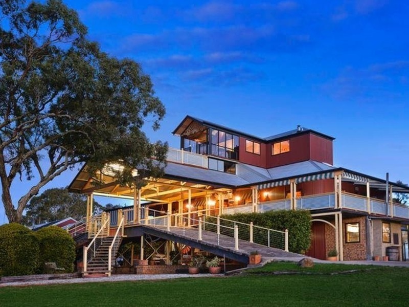 12 Hillview Court, Top Camp QLD 4350