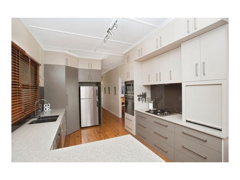 44 Cranley Street, South Toowoomba QLD 4350